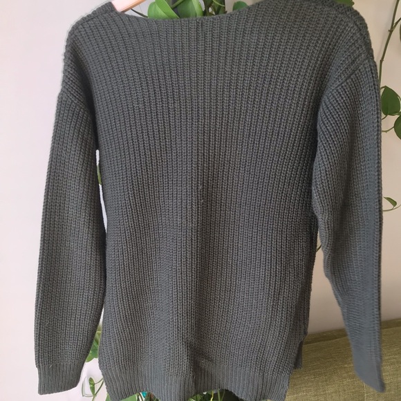 Olive sweater - Picture 3 of 3